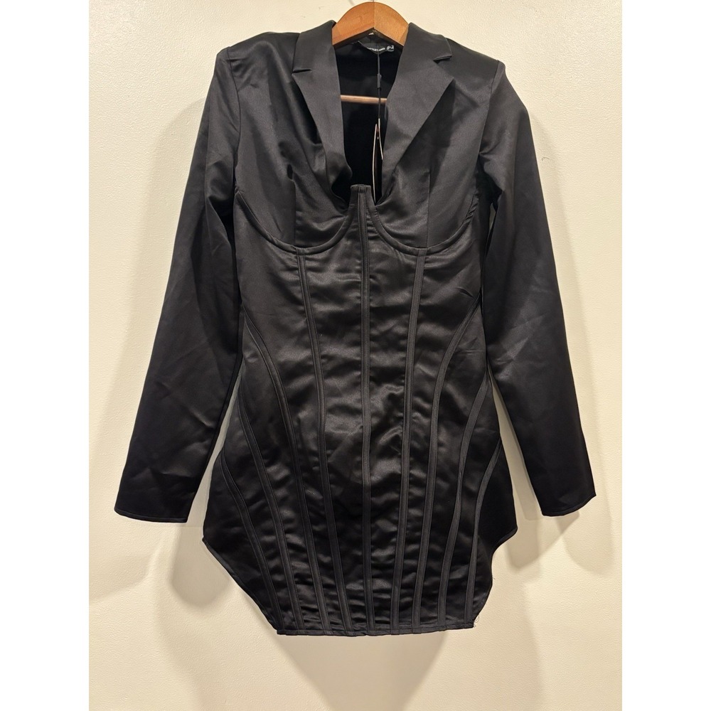 NWT PrettyLittleThing  Black Long Sleeve Dress Size 6